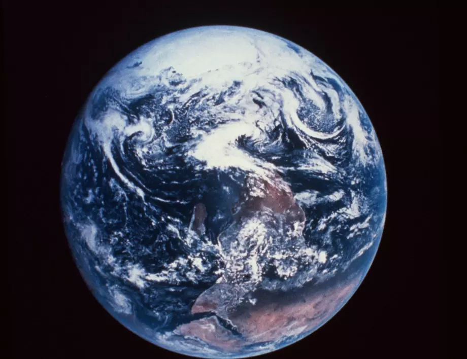 Земната атмосфера се е обогатила с кислород преди 2,5 милиарда години