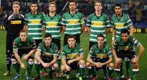 Борусия и Виляреал газят в група А