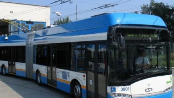 Заради ремонта на тролейбусната мрежа в Плевен се променя организацията на движението