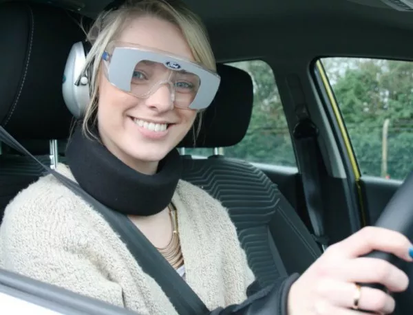 Drink Driving Suit - костюм за симулация на шофиране в нетрезво състояние