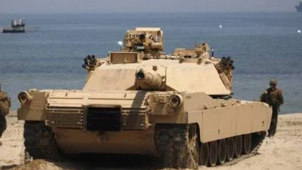 КНДР изстреля две ракети в Жълто море 