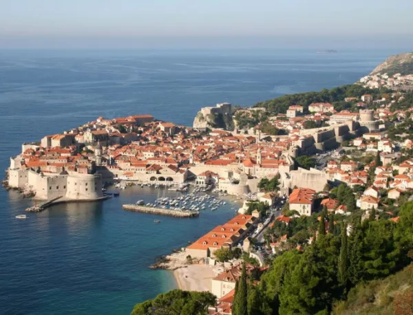 "Фич" намали кредитния рейтинг на Хърватия 