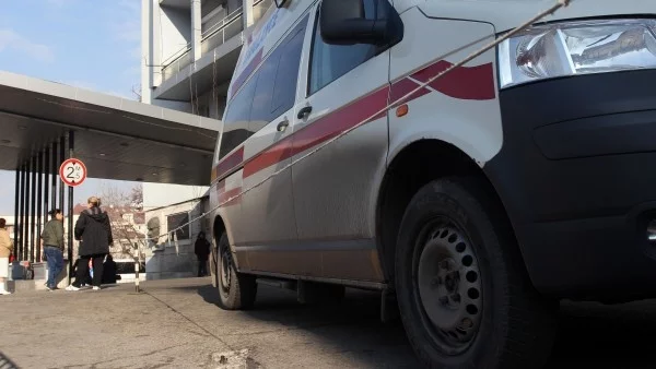 2 верижни катастрофи с 21 автомобила взеха жертви на "Тракия"*