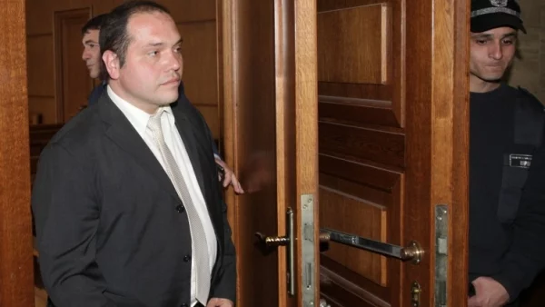 Изчезването на тефтерчетата затруднява делото срещу Златанов, твърдят експерти