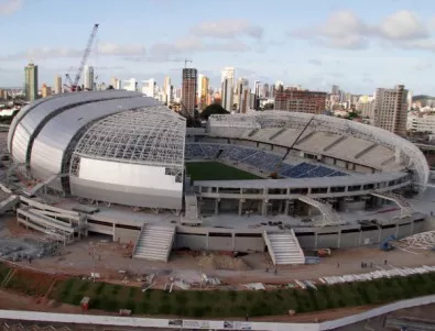 Стадион за 450 млн. в Бразилия не издържа теста за дъжд