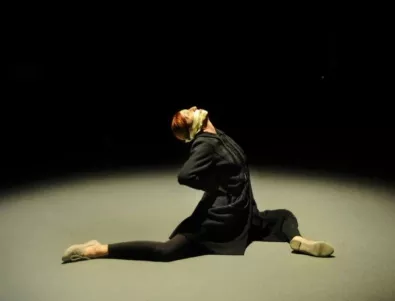 9. „Антистатик“ с атрактивна програма за зрителите за  опознаване на съвременния танц „Без дистанция“
