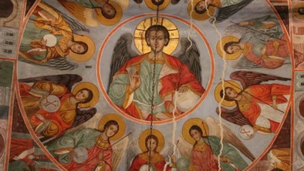 Събор на светите славни и всехвални дванадесет апостоли (Павловден)