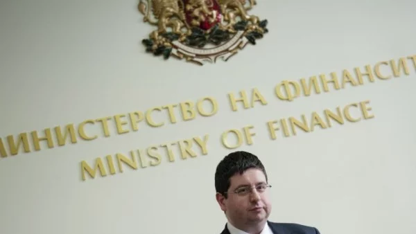Прогнозата за икономически ръст вече е 2,1%, каза Чобанов