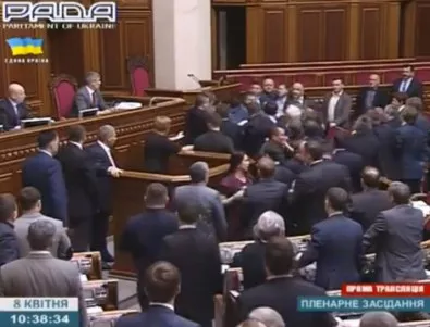 Пореден бой в украинския парламент