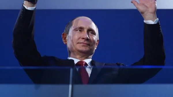 Путин посети Крим за първи път след анексирането 