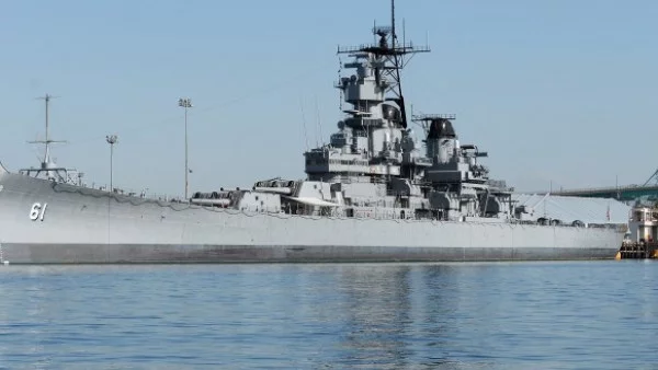 Американски боен кораб навлезе в Черно море 