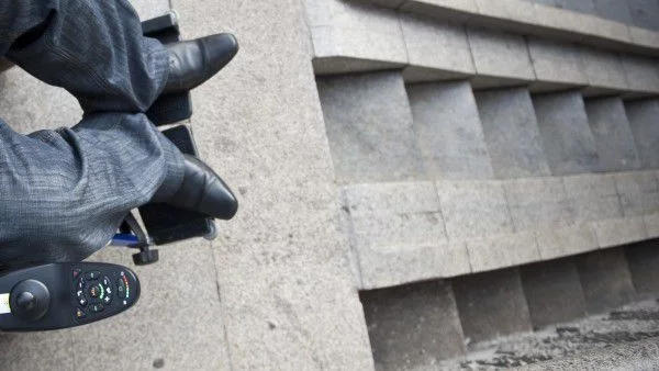 Десетки родители на деца с увреждания протестираха във Варна