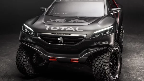 Peugeot 2008 DKR изглежда потресаващо