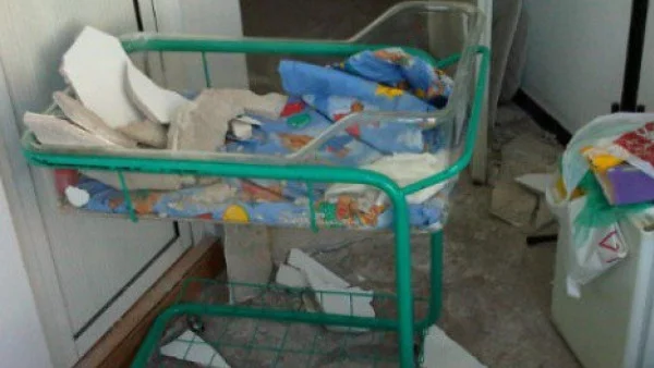Осъдиха Първа АГ болница заради срутване на мазилка, паднала върху бебе