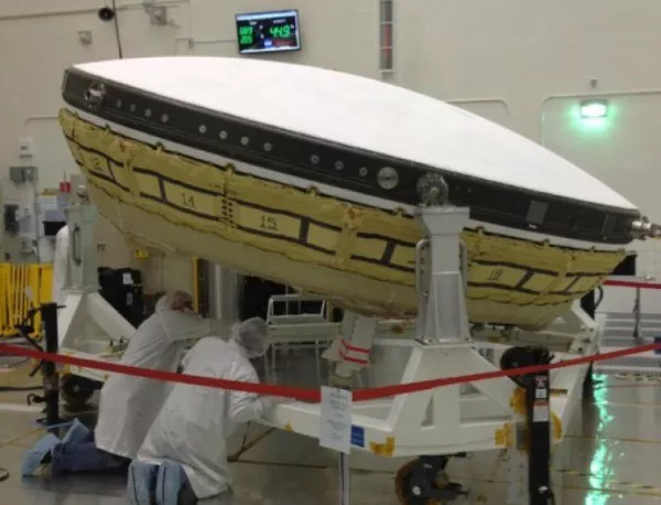 Изпращат летяща чиния с надуваем модул към Марс