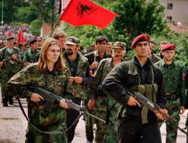 Албански командир: Ако през 2001 г. имахме оръжие колкото македонците, щяхме да ги изгоним в България
