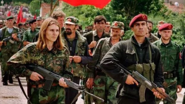 Албански командир: Ако през 2001 г. имахме оръжие колкото македонците, щяхме да ги изгоним в България