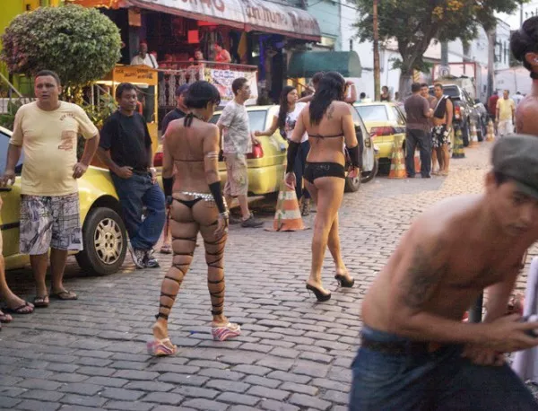 Бразилия в ужас! Как ще се справи с проституцията на Мондиала