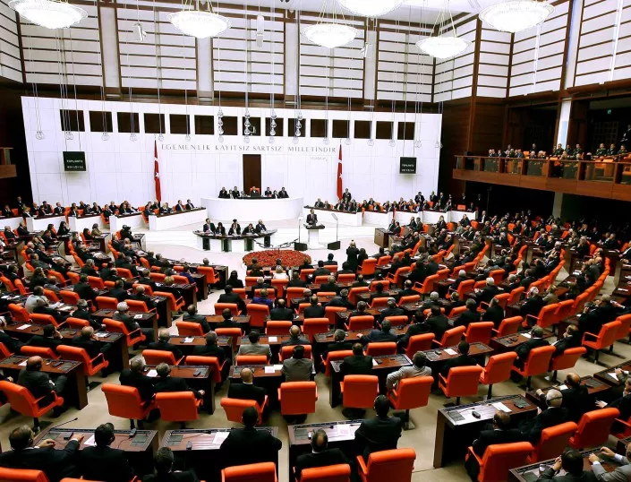 Скандал в турския парламент след споменаване на думата „геноцид“