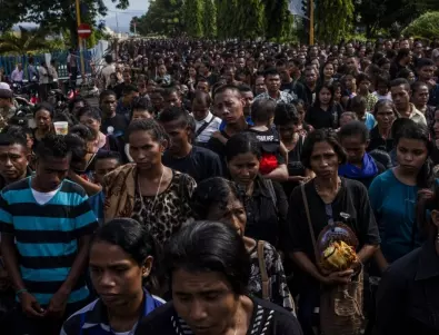 Коронавирусът по света: Индонезия отново е страната с най-много починали за денонощие