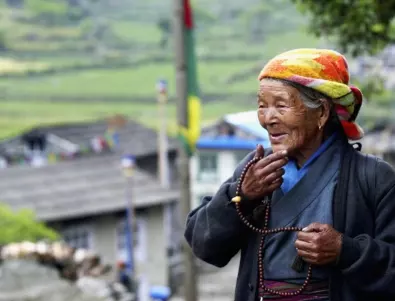 Загинали и изчезнали след наводнения в Непал 