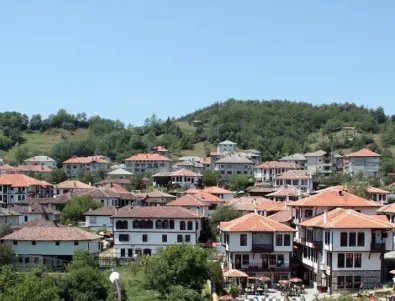 Как е името на най-южния град в България?