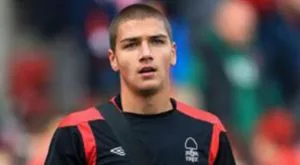 "Ботев" (Пд) се размина с вратар от Англия