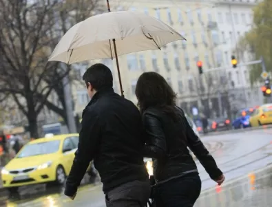 Повече от половината от младите двойки в България не планират да имат деца