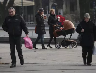 Над 50 000 българи ще бъдат с по-високи осигуровки от Нова година 