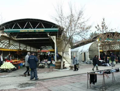 Стартира завършващата фаза по реконструкцията на закрития пазар в Шумен