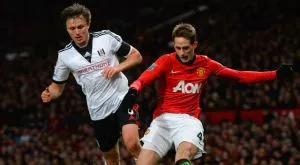 Ас на Юнайтед близо до изхода на "Олд Трафорд"