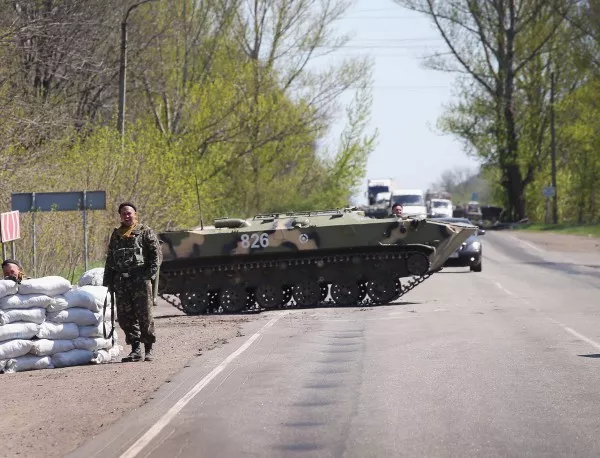 Украински танкове се приближават към Донецк