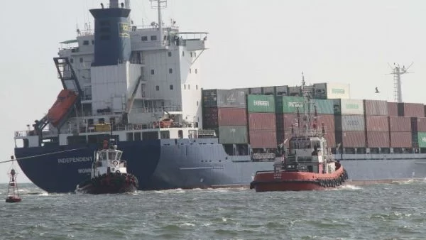 Каналджиите от Турция ползват нов маршрут за бежанците към ЕС