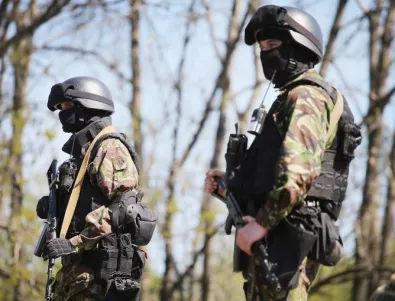 Руските войски се изтеглят от украинската граница 