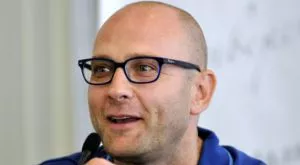 Левски прави шоу, за да събере средства