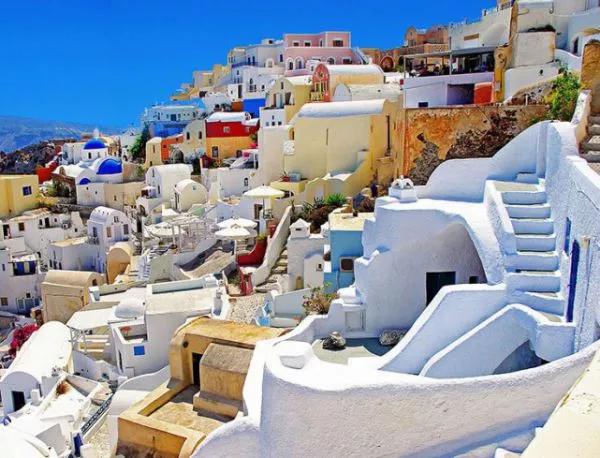 70% спад на туризма в Гърция