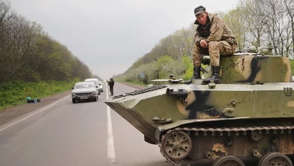 Стрелба по автобуси с деца в Славянск