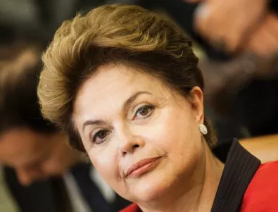 Специалната комисия в бразилския сенат одобри импийчмънта срещу Дилма Русеф