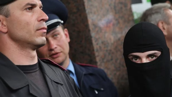 УНИАН: Антитерористичната операция в Донецка област е преминала в заключителната си фаза