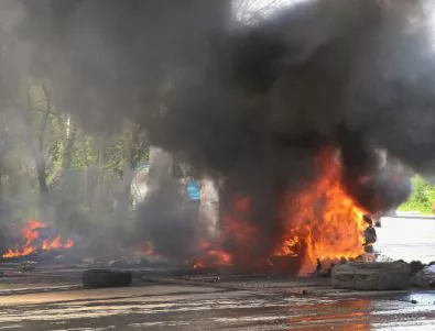 Възобновени са бойните действия около летището на Донецк