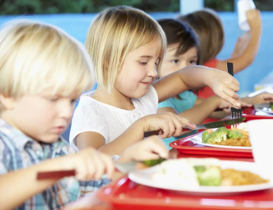 Агенцията по храните погна кухните на детски градини и училища