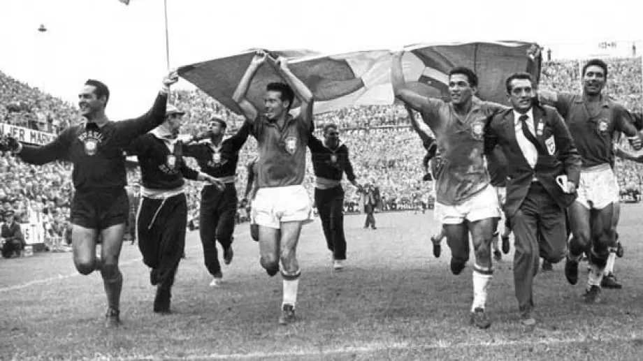 Световно първенство по футбол 1958: Пеле и бразилската ултраофанзивна самба (ВИДЕО И СНИМКИ)