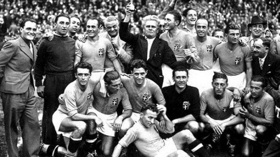 Световно първенство по футбол 1938: Мондиалът, използван за пропаганда от Хитлер и Мусолини