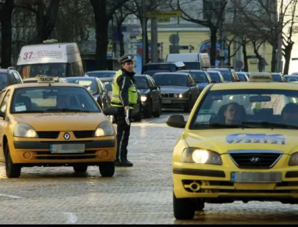 Таксиджиите не се отказват. 6000 таксита ще блокират София