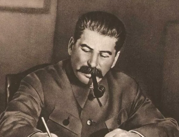 Сталин е съдействал на Хитлер в блокадата на Ленинград?