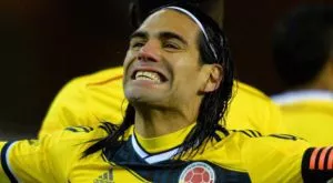 Във Франция: Юнайтед купува Фалкао, за да го размени за... 