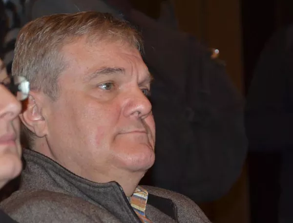 Румен Петков се опасява, че МВР няма да се справи с купуването на гласове