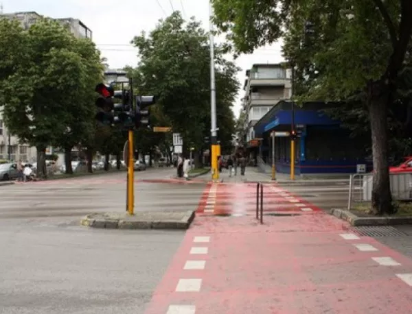 Дете на три години бе блъснато на пешеходна пътека във Варна
