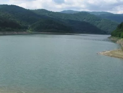 Къпането в откритите водоеми в Ямбол е забранено