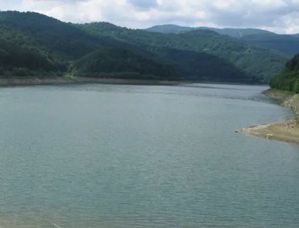 Къпането в откритите водоеми в Ямбол е забранено